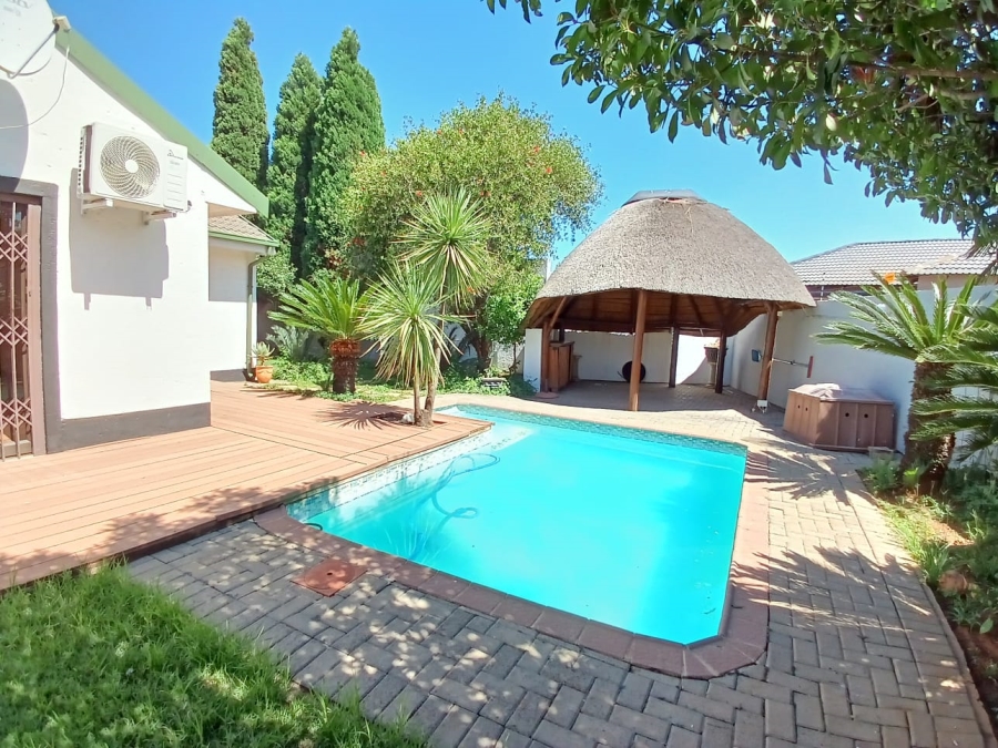 3 Bedroom Property for Sale in Vaalpark Free State